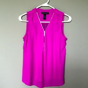 IINC hot pink top size XS